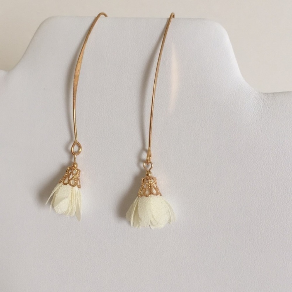 Gold threader earrings with dangling floral minimalist trendy